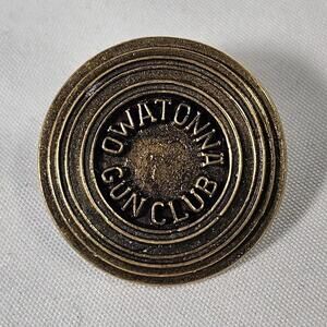 Vintage 1980s Owatonna Gun Club ATA Trap Shoot Minnesota Member Hat Jacket Pin